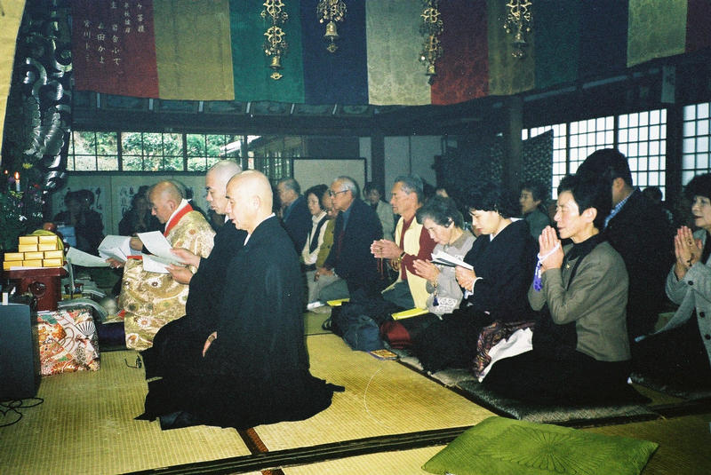 Ceremony in hondo